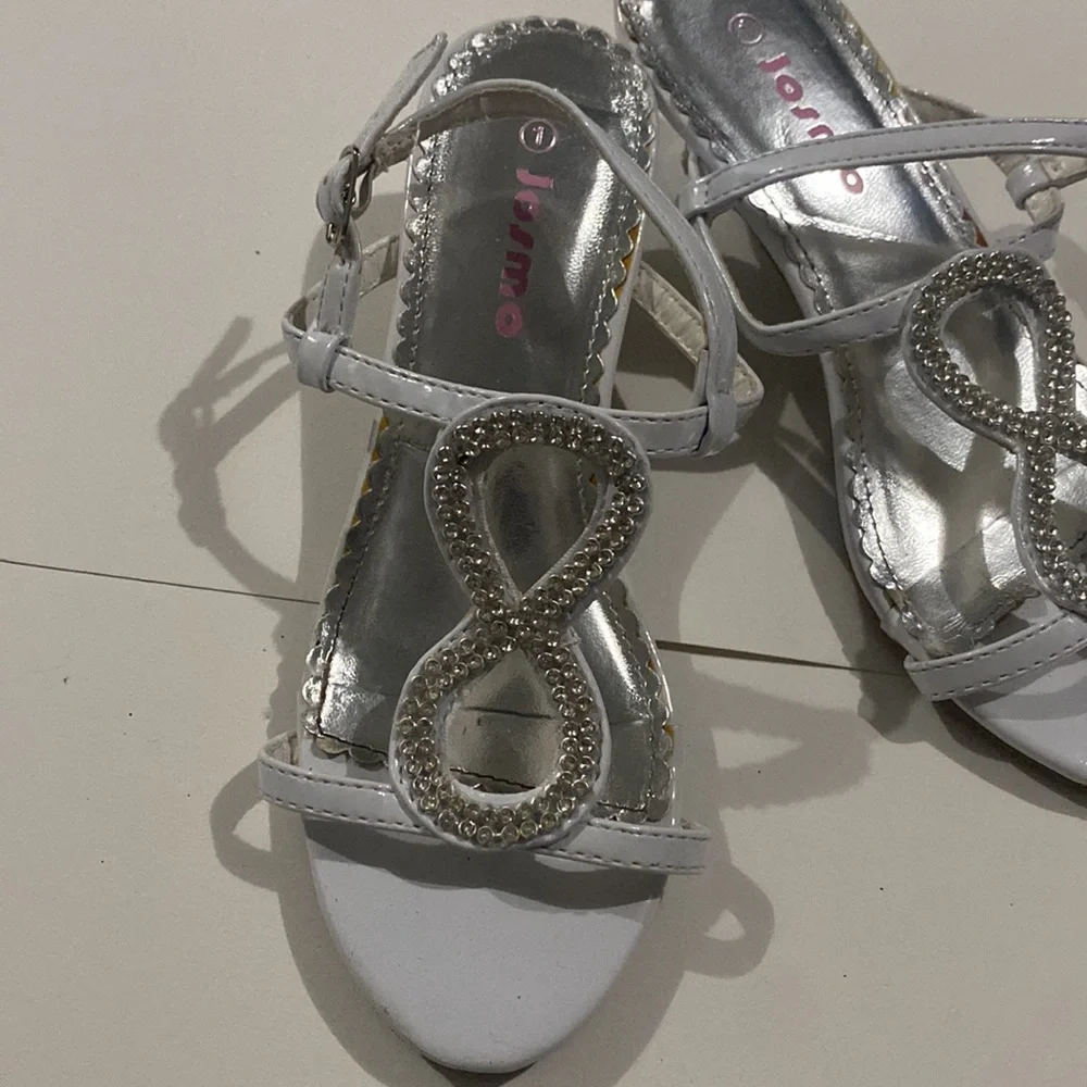 Sandals - Picture 5 of 5